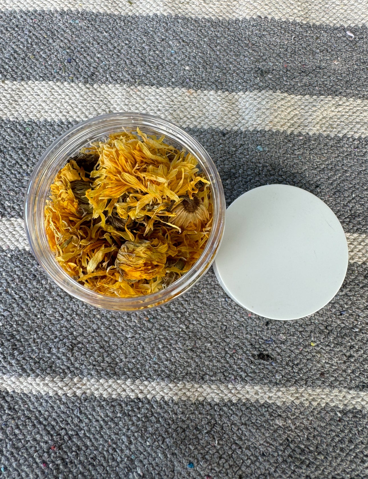 Calendula Flowers- small pet treats